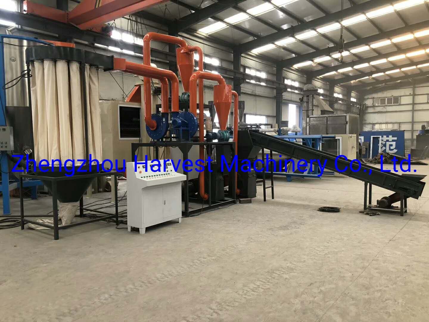 
                2020 Best Waste PCB Recycling Machine E Waste Crushing Machine Supplier
           