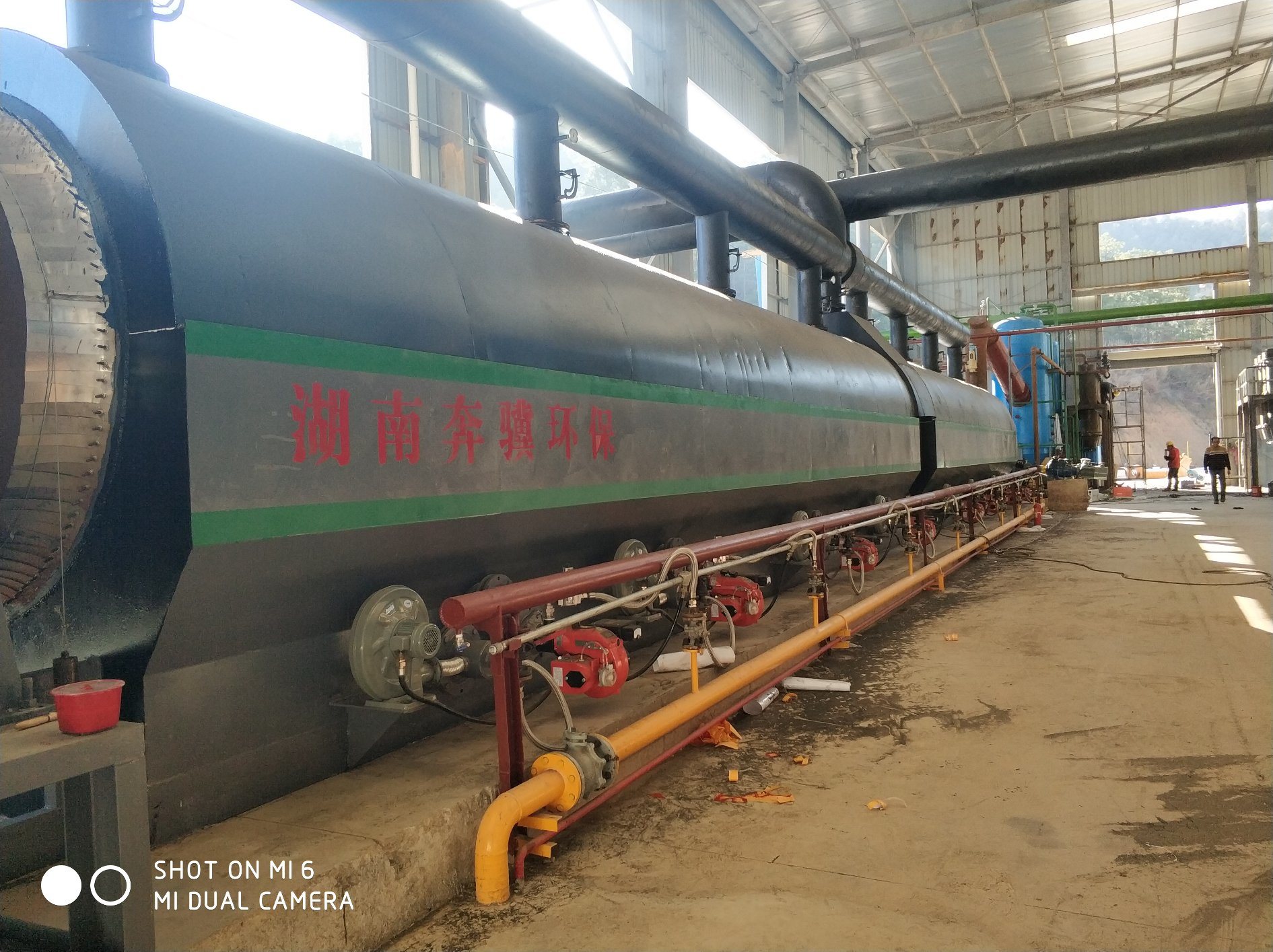 
                Fully Continuous and Automatic Waste Rubber Recycling Tyre Pyrolysis Unit
         